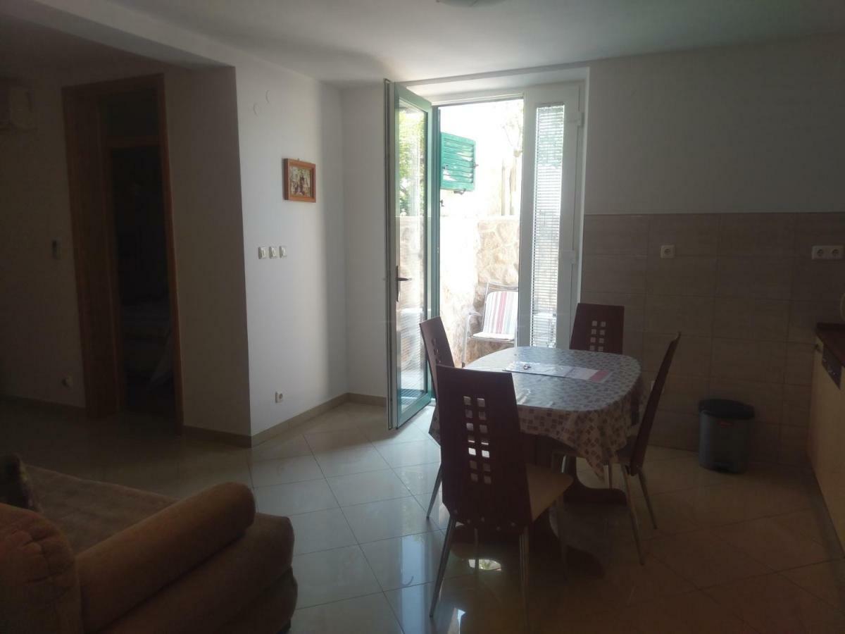 Apartment Lucija Betina  Zewnętrze zdjęcie